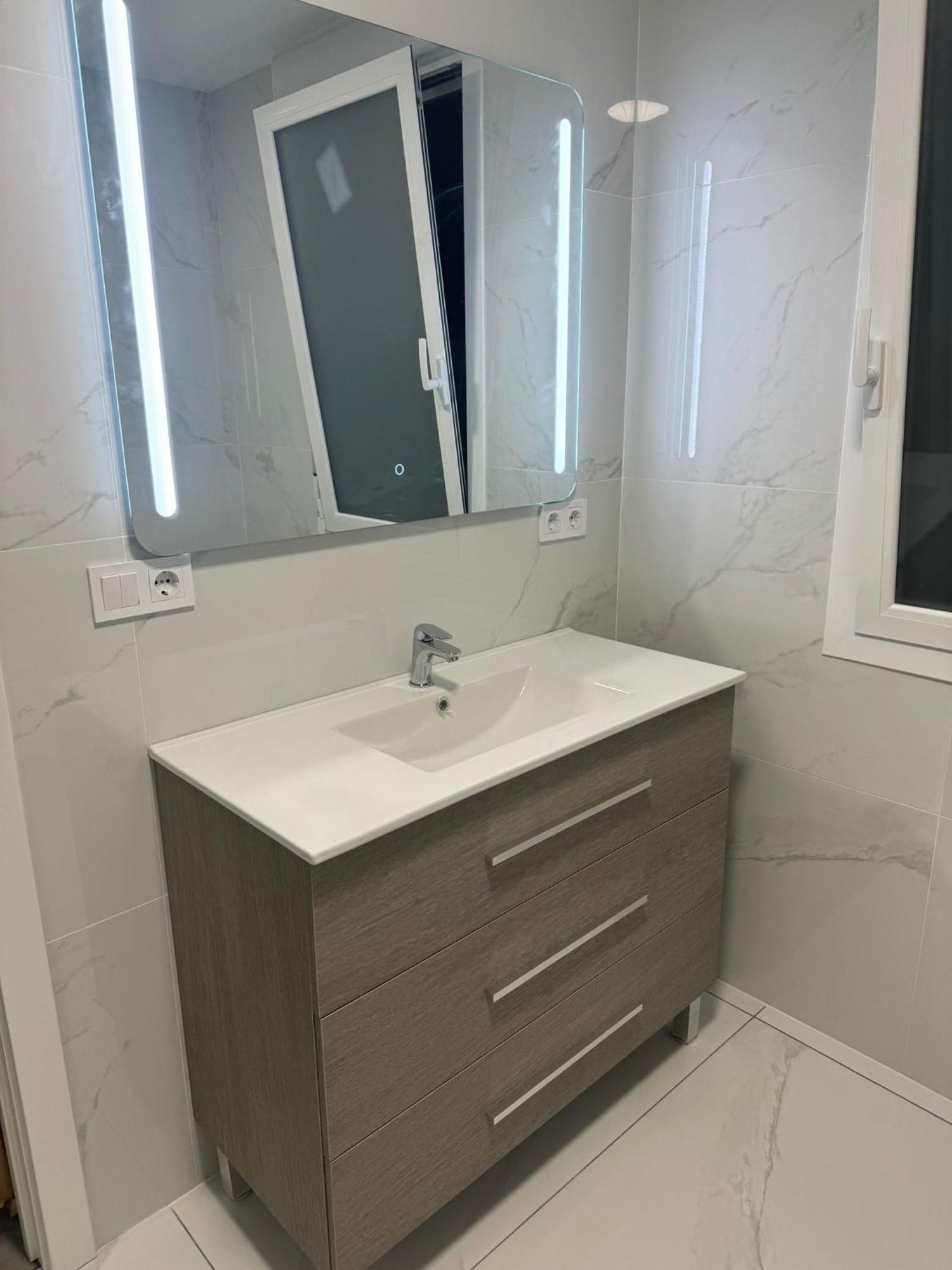 Logrono Centro A Estrenar Wifi Impecable Apartment Екстериор снимка